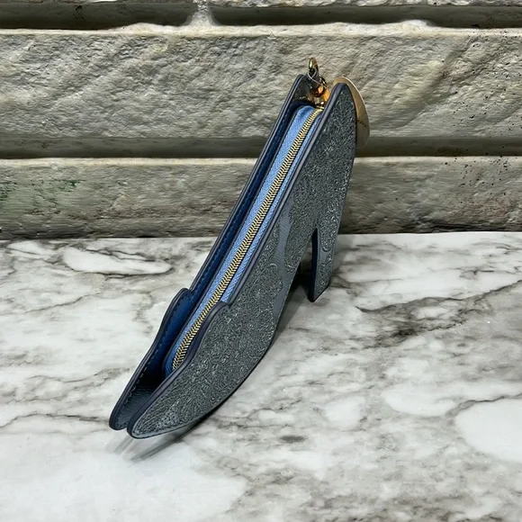 Disney Princess Cinderella  Coin Purse NWT Bath And Body works. - Picture 2 of 9